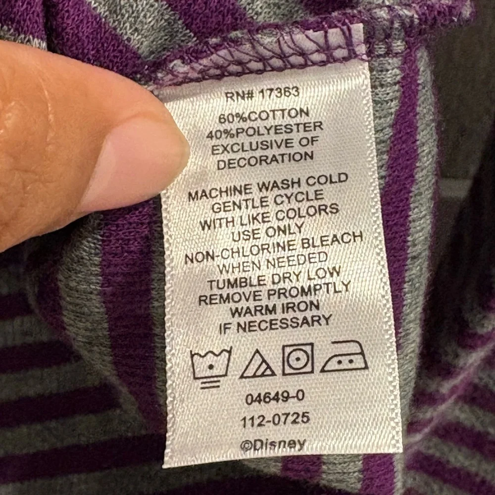 2-pc Disney’s Tinkerbell Purple and Gray Pajama Set Women’s Size Medium NWT 2012 - Picture 13 of 15